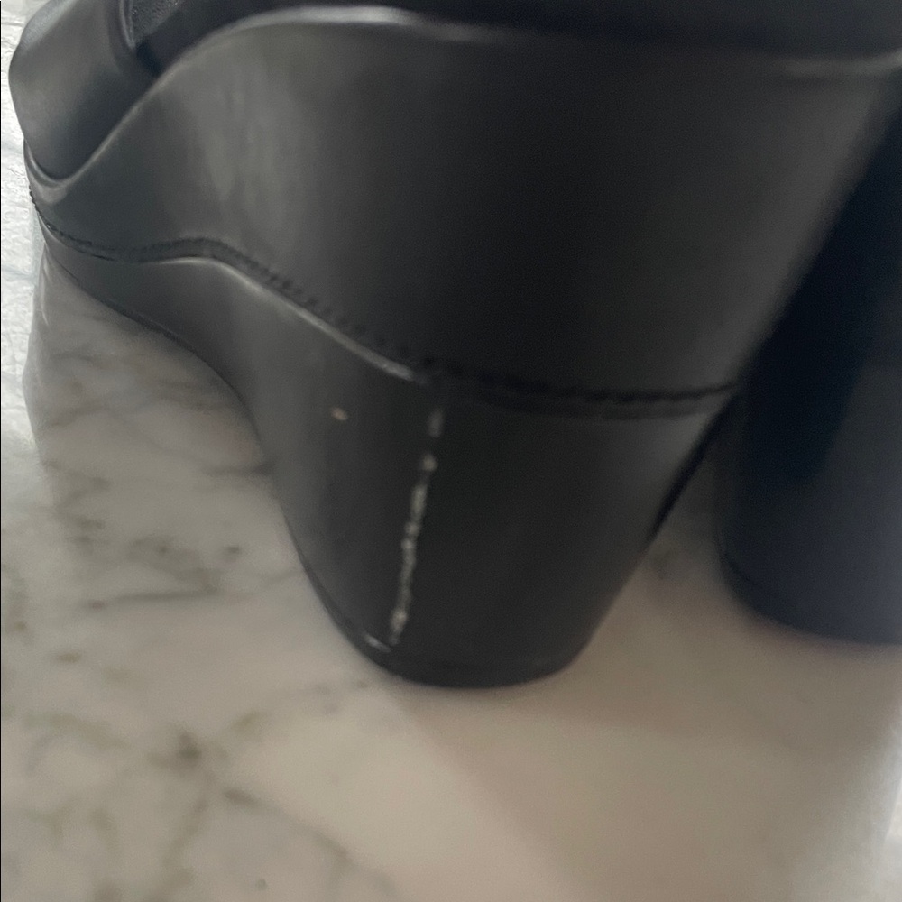 AEROSOLES Black Wedge Slides size 9 - Picture 7 of 9